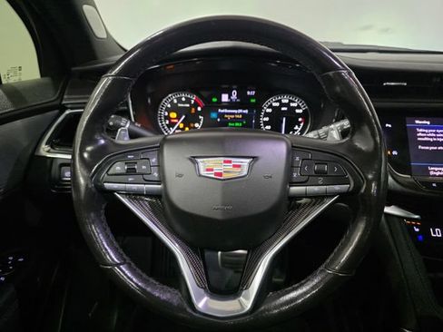 Used 2020 Cadillac XT6 Sport AWD/4WD image 16