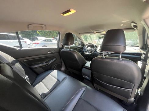 Used 2020 Nissan Altima 2.5 SR FWD image 26