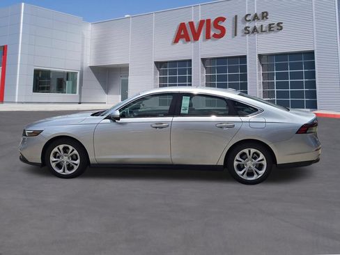 Used 2025 Honda Accord LX image 10