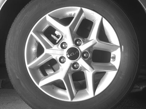 Used 2025 Kia Soul LX w/ LX Technology Package FWD image 22