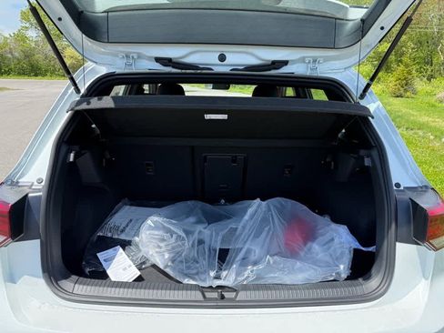 New 2025 Volkswagen GTI SE image 13