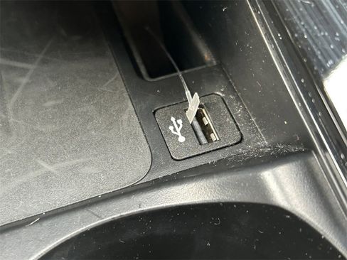 Used 2025 BMW X4 xDrive30i image 36