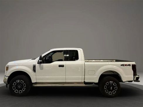 Used 2019 Ford F350 XLT w/ XLT Value Package AWD/4WD image 2