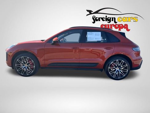 Used 2023 Porsche Macan GTS image 3