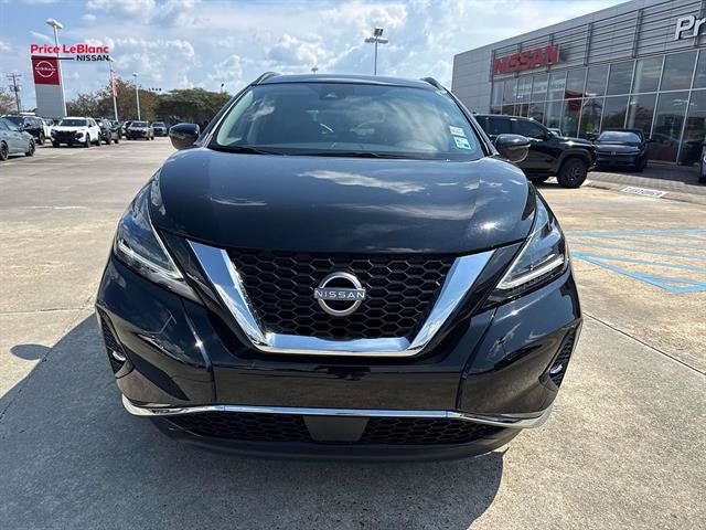 Used 2024 Nissan Murano SV FWD image 2