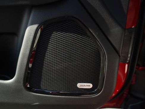 New 2026 Jeep Compass Latitude w/ Sun and Sound Group image 32