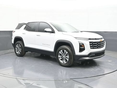 New 2026 Chevrolet Equinox LT w/ Safety and Technology Package FWD image 14