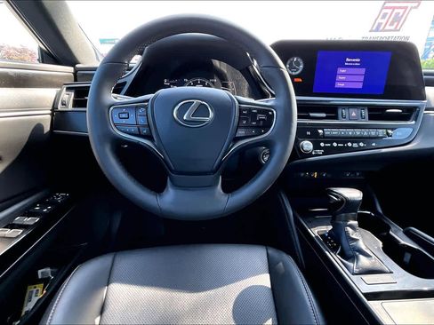 Used 2023 Lexus ES 350 w/ Premium Package image 6