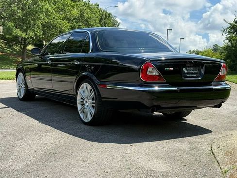 Used 2005 Jaguar XJ8 RWD image 5