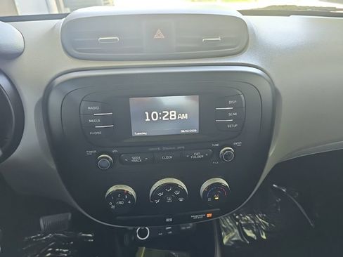 Used 2016 Kia Soul w/ Convenience Package FWD image 22