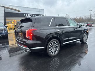 Used 2025 Hyundai Palisade Calligraphy video 3