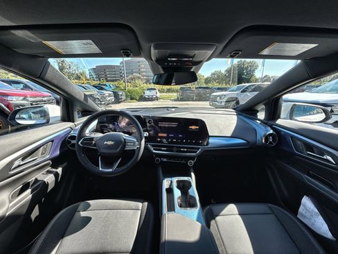 New 2026 Chevrolet Equinox EV LT image 23