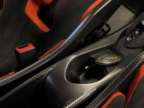 Used 2021 McLaren 765LT RWD image 39