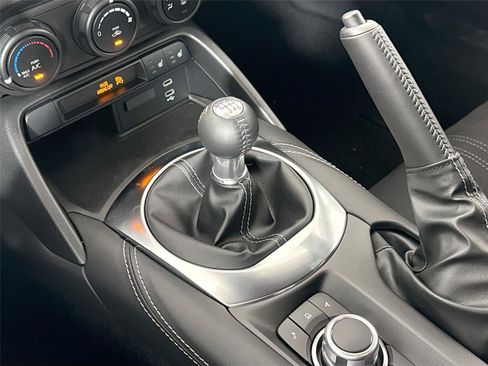 New 2026 MAZDA MX-5 Miata Club w/ Interior Package RWD image 26