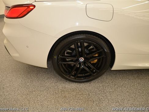 Used 2023 BMW M8 Competition w/ M Carbon Exterior Package AWD/4WD image 39