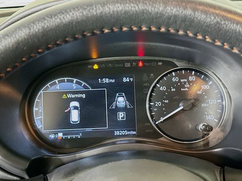 Used 2023 Nissan Kicks SR w/ SR Premium Package FWD image 19