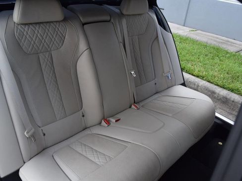 Used 2017 BMW ALPINA B7 xDrive image 48