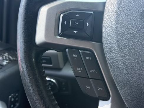 Used 2022 Ford F250 Lariat w/ Black Appearance Package AWD/4WD image 23