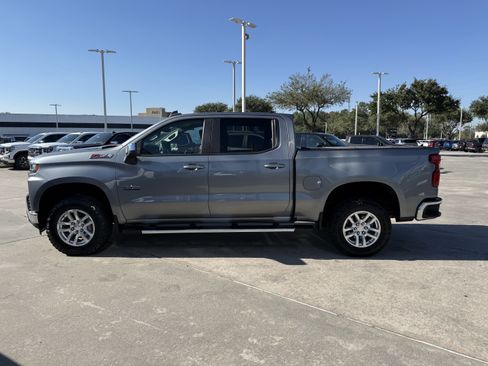 Used 2020 Chevrolet Silverado 1500 LT w/ Texas Edition image 8