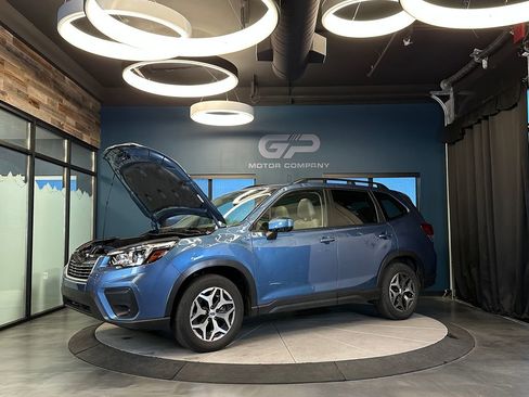 Used 2020 Subaru Forester Premium AWD/4WD image 26