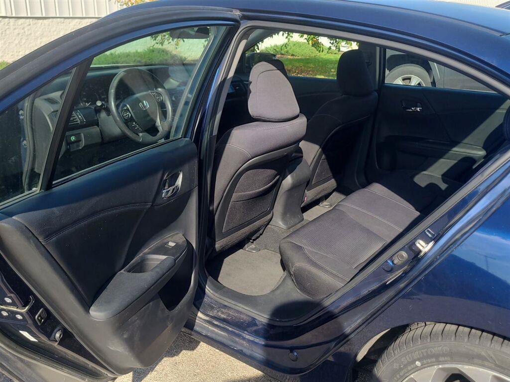 Used 2014 Honda Accord Sport image 11