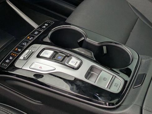 Used 2024 Hyundai Tucson Limited image 26
