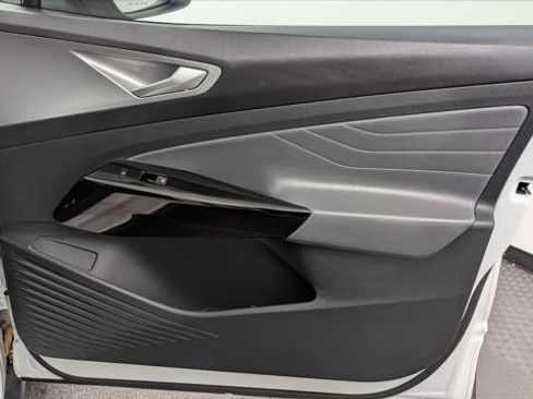 Used 2023 Volkswagen ID.4 S RWD image 18