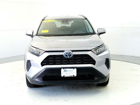 Used 2021 Toyota RAV4 LE w/ Carpet Mat Package (TMS) AWD/4WD image 8