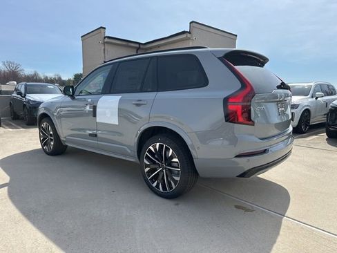 New 2026 Volvo XC90 B6 Ultra w/ Protection Package image 5