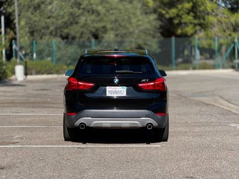 Used 2018 BMW X1 sDrive28i FWD image 9