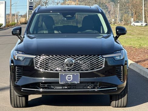 New 2026 Volvo XC90 B6 Ultra w/ Protection Package Premier image 8
