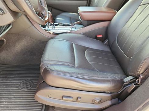Used 2014 Buick Enclave Premium image 8