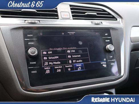 Used 2022 Volkswagen Tiguan SE FWD image 34