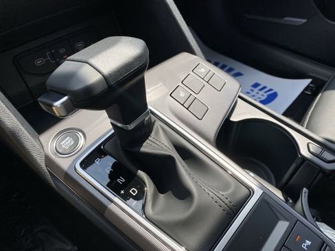 New 2026 Kia Sportage EX image 22