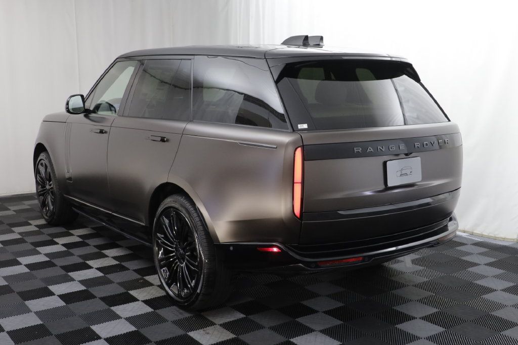 New 2026 Land Rover Range Rover SE AWD/4WD image 18