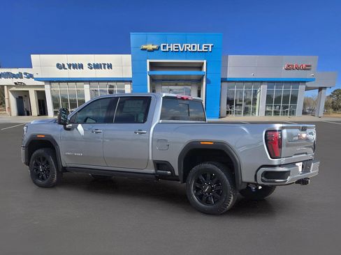 New 2026 GMC Sierra 2500 AT4 w/ AT4 Premium Plus Package image 11