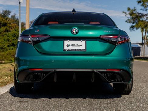 New 2025 Alfa Romeo Giulia w/ Veloce Package Rwd image 9