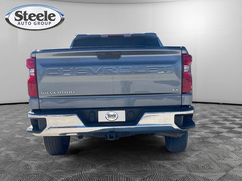 Used 2021 Chevrolet Silverado 1500 LT image 4