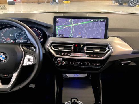 Certified 2024 BMW X4 xDrive30i w/ Premium Package image 6