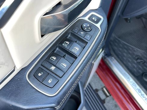 Used 2019 RAM 2500 Limited image 16