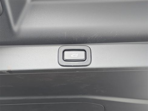 Certified 2023 Land Rover Range Rover Long Wheelbase Autobiography image 14