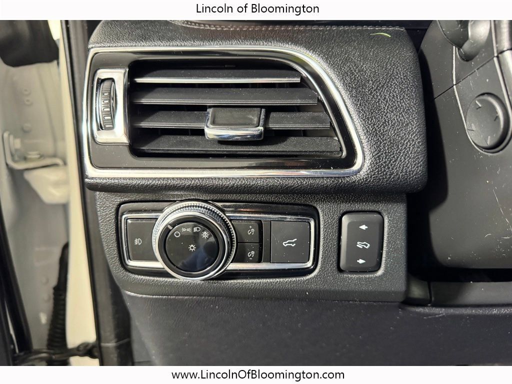 Used 2020 Lincoln Navigator Reserve w/ Equipment Group 208A Reserve AWD/4WD image 20
