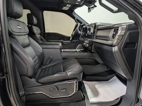 Used 2025 Ford F250 Platinum image 22