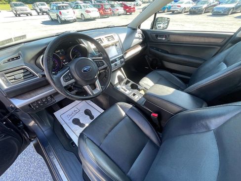 Used 2017 Subaru Outback 2.5i Limited image 14