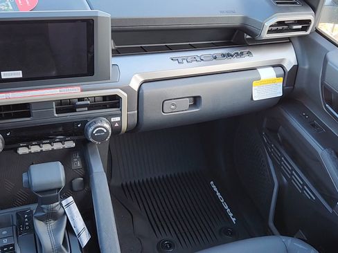 New 2025 Toyota Tacoma SR5 image 6