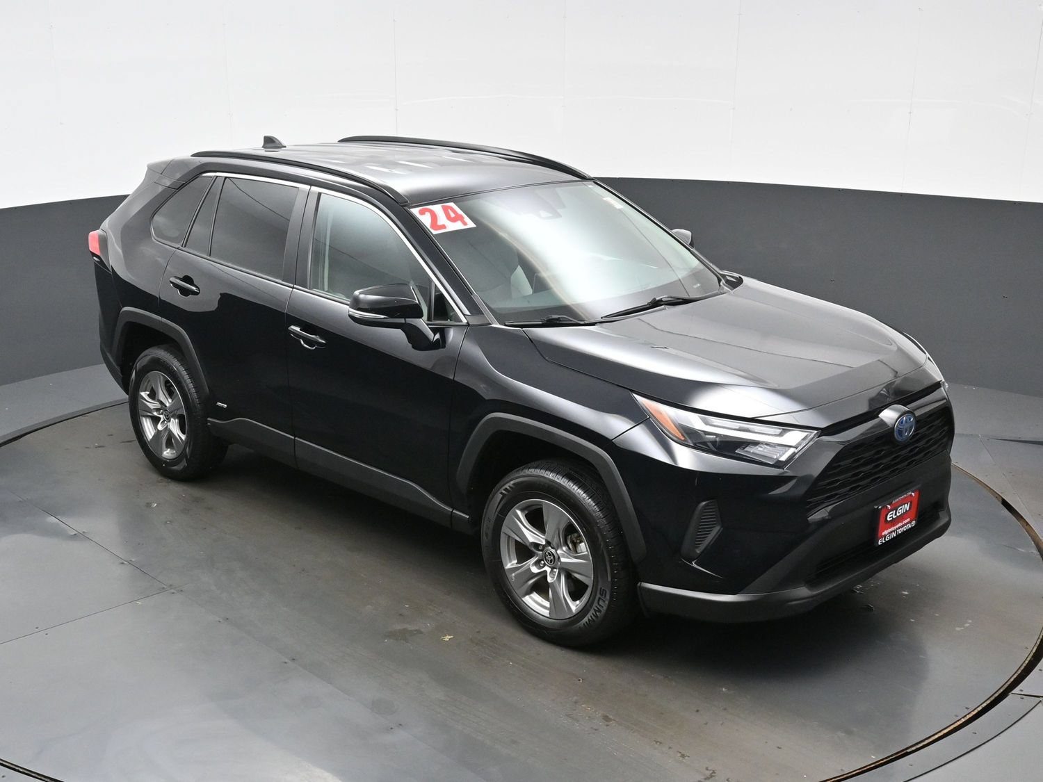 Used 2024 Toyota RAV4 XLE w/ Weather Package AWD/4WD image 35