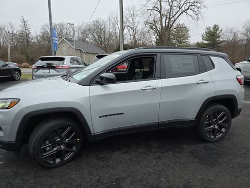 New 2026 Jeep Compass Limited image 19
