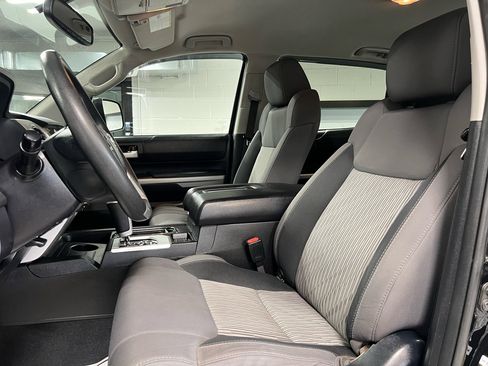Used 2016 Toyota Tundra SR5 image 21
