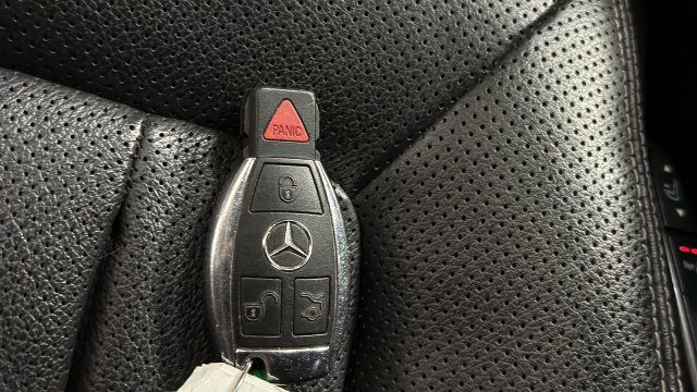 Used 2012 Mercedes-Benz CLS 550 4MATIC image 21