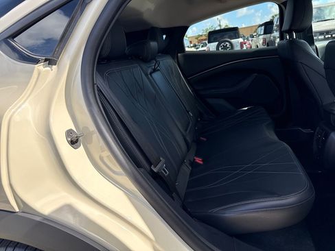 Certified 2025 Ford Mustang Mach-E Select image 29